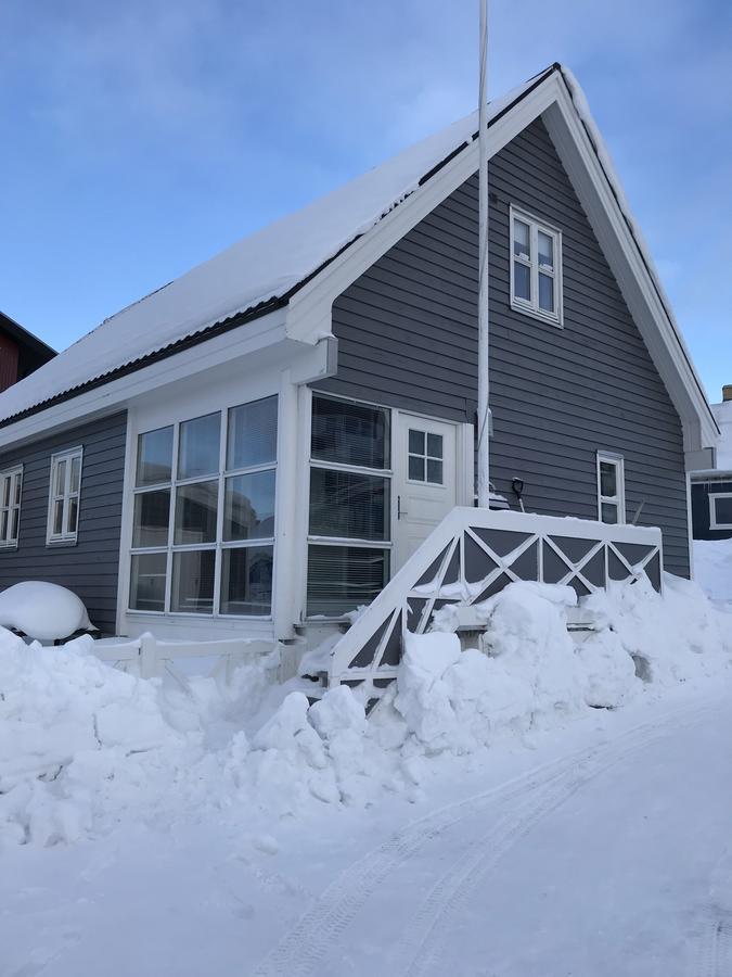Hotel Nuuk - Apartment Nanoq Экстерьер фото